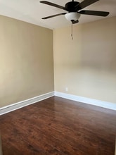 500 E Godfrey Ave in Philadelphia, PA - Building Photo - Building Photo