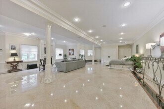 50 Old Yonge St in Toronto, ON - Building Photo - Building Photo