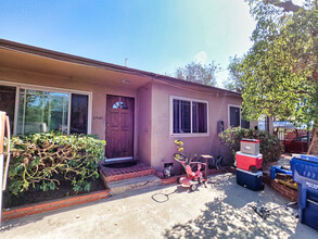 6944 Radford Ave in North Hollywood, CA - Building Photo - Building Photo