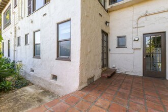 854 Oneonta Dr in South Pasadena, CA - Building Photo - Building Photo