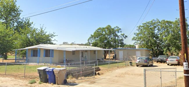 5810 Krebs Rd in Bakersfield, CA - Building Photo - Building Photo