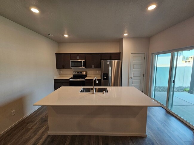 3569 Keller Ln in Spokane Valley, WA - Building Photo - Building Photo