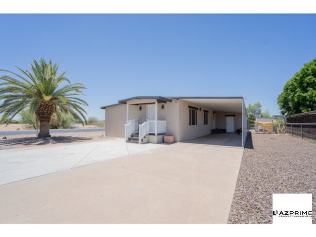 property at 952 S Esperanza Ave