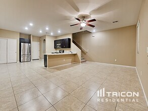 12539 W Hummingbird Terrace in Peoria, AZ - Building Photo - Building Photo