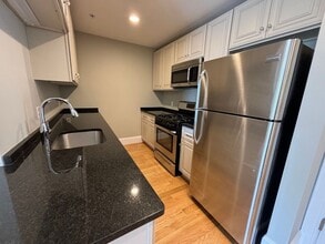 130 Cabot in Beverly, MA - Foto de edificio - Interior Photo