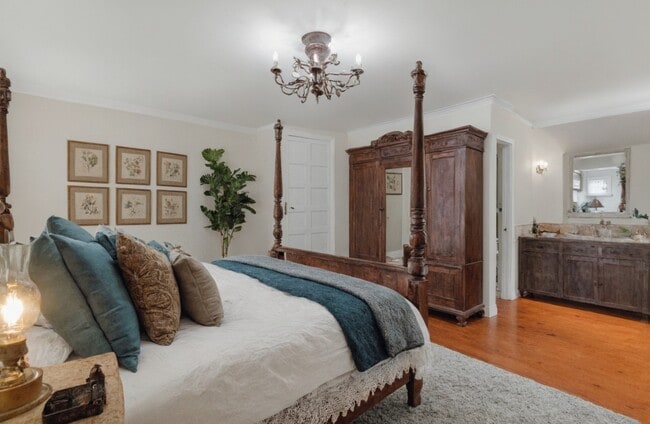58 Forest Hills St, Unit 2 in Boston, MA - Building Photo - Building Photo