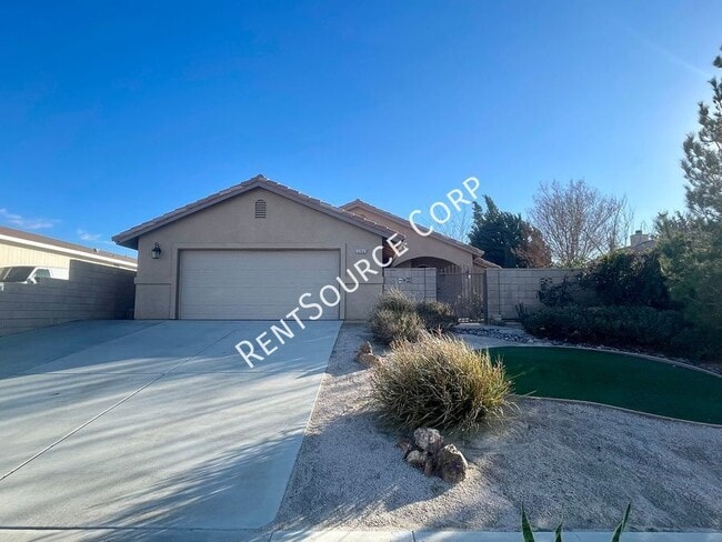 property at 3242 Poplar St