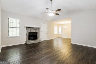 10319 Briarbay Loop in Jonesboro, GA - Building Photo - Building Photo