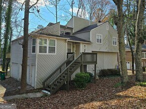 1728 Christie Dr in Marietta, GA - Building Photo - Building Photo