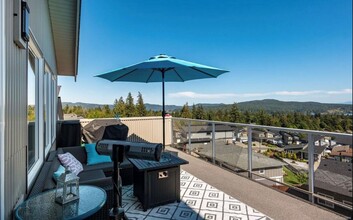 7035 Brailsford Pl in Sooke, BC - Building Photo - Building Photo