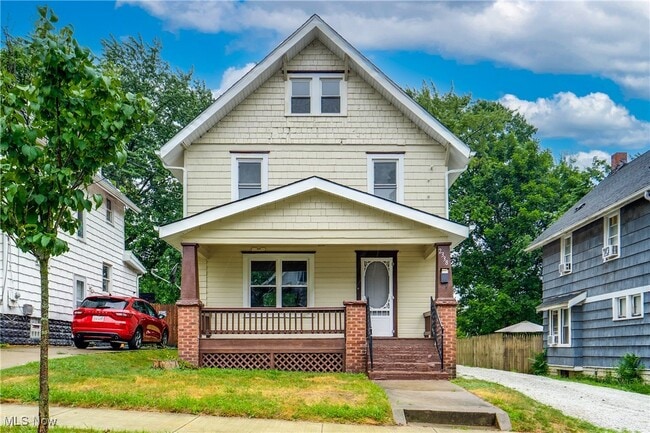 property at 2338 16th St SW