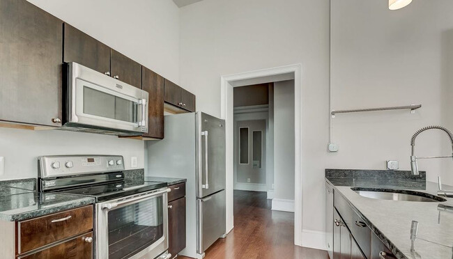 505 Park Ave in Baltimore, MD - Building Photo - Building Photo