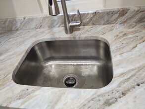 1524 SE Royal Green Cir, Unit Q102 in Port St. Lucie, FL - Foto de edificio - Building Photo