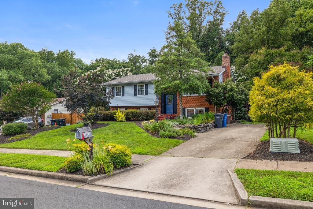 12608 Yardarm Pl in Woodbridge, VA - Building Photo