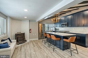 5708 Park Blvd in Wildwood Crest, NJ - Building Photo