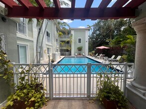 45 Antilla Ave, Unit 45 Antilla Avenue #3A in Coral Gables, FL - Building Photo - Building Photo