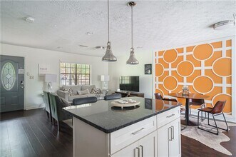 942 Cadencia Way SW in Lilburn, GA - Building Photo - Building Photo