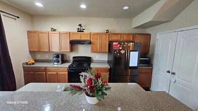 9387 Rock Ripple Ln in Laurel, MD - Foto de edificio - Building Photo