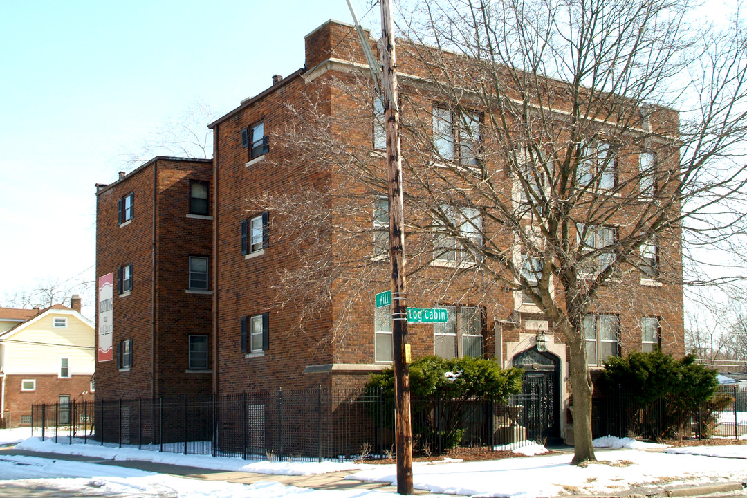 Jonathan Tudor Apartments in Detroit, MI - Building Photo