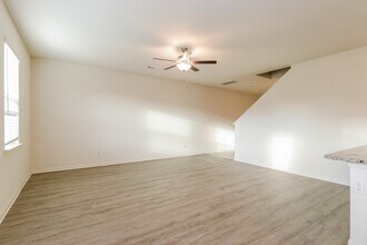 23119 Shakespeare Dr in Magnolia, TX - Building Photo - Building Photo