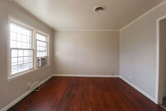 7335 E King Pl in Tulsa, OK - Building Photo - Building Photo