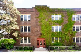 35 Park St, Unit 2 in Brookline, MA - Building Photo - Building Photo