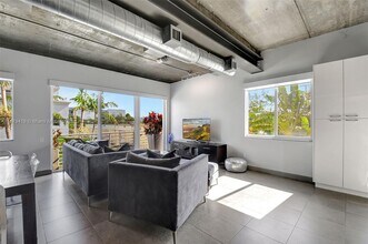 110 SE 2nd St in Delray Beach, FL - Building Photo - Building Photo