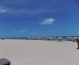 18201 Collins Ave, Unit 3906 in Sunny Isles Beach, FL - Building Photo - Building Photo