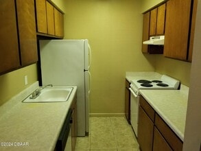 302 Spg Gdn Ave S in DeLand, FL - Building Photo - Building Photo