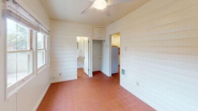 825.5 San Luis Rey Ave in Coronado, CA - Building Photo - Building Photo