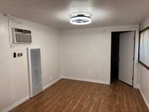 2708 20th St in Lubbock, TX - Foto de edificio - Building Photo