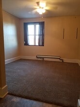 504 S Central Ave, Unit 2 in Marshfield, WI - Building Photo - Building Photo