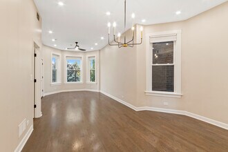 2653 W Hirsch St in Chicago, IL - Building Photo - Building Photo