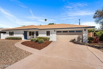 8302 E Windsor Ave in Scottsdale, AZ - Building Photo - Building Photo