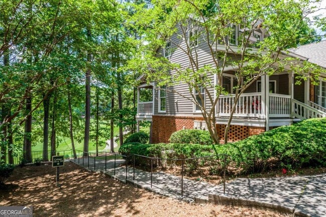 property at 1043B Clubhouse Ln
