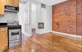 East 35th Street, Unit 35 in New York, NY - Building Photo - Building Photo