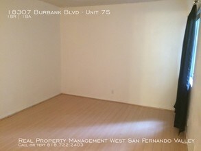 18307 Burbank Blvd-Unit -Unit 75 in Los Angeles, CA - Building Photo - Building Photo