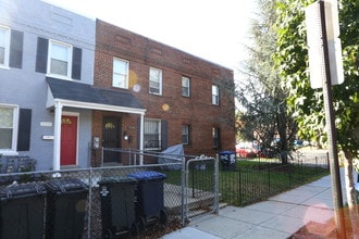 128 O St SW in Washington, DC - Building Photo - Building Photo