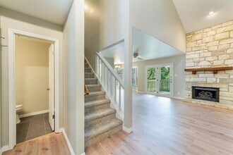 4404 Travis Country Cir in Austin, TX - Building Photo - Building Photo