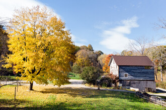 275 Interlaken Rd in Salisbury, CT - Building Photo - Building Photo