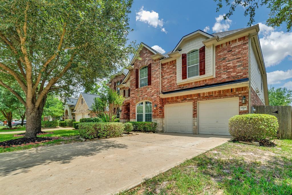 15215 Duncan Grove Dr in Cypress, TX - Building Photo