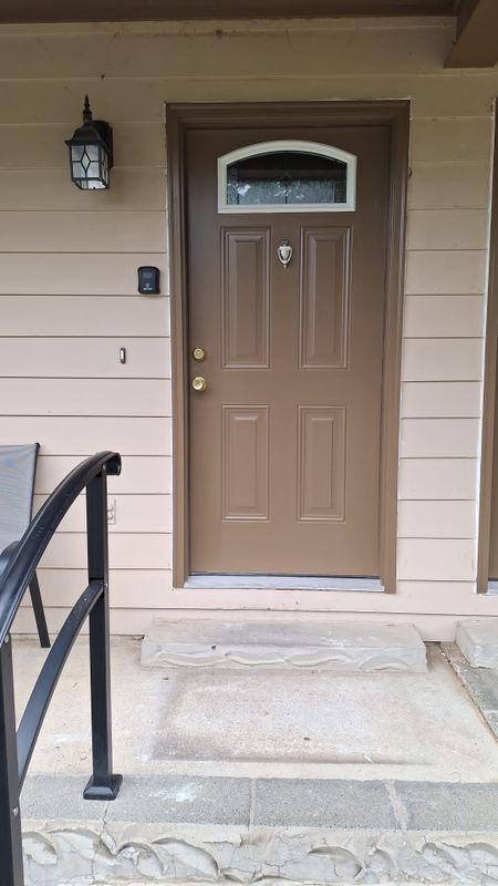 property at 917 Odom Dr