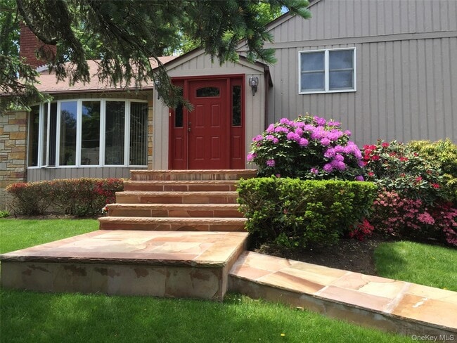 property at 185 Pinewood Rd
