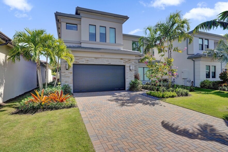 9140 Silver Marsh Ln in Boca Raton, FL - Building Photo