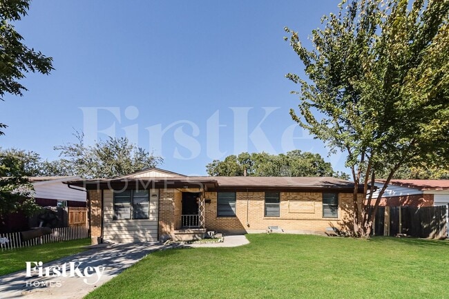 property at 1421 Belmont St