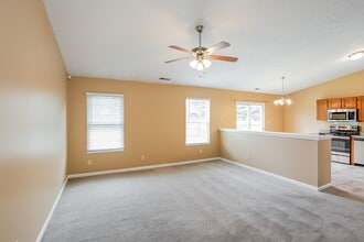 10802 Sedgegrass Dr in Indianapolis, IN - Building Photo - Building Photo