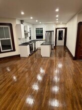 31 Lincoln St, Unit #1 in Winthrop, MA - Building Photo - Building Photo