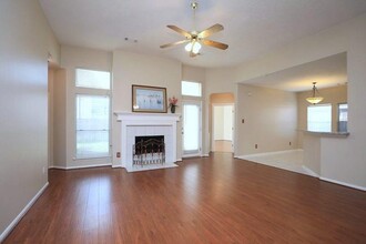 834 Featherbrook Ct in Sugar Land, TX - Building Photo - Building Photo
