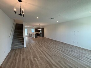 1593 Pinecliff Dr in Apopka, FL - Building Photo - Building Photo