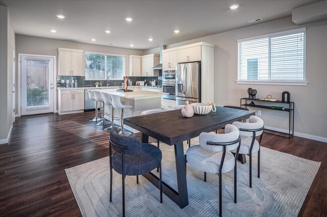 11821 82nd Pl S in Seattle, WA - Building Photo - Building Photo